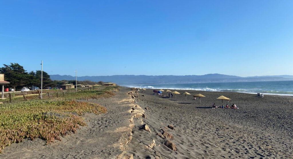 Playa Monolito
